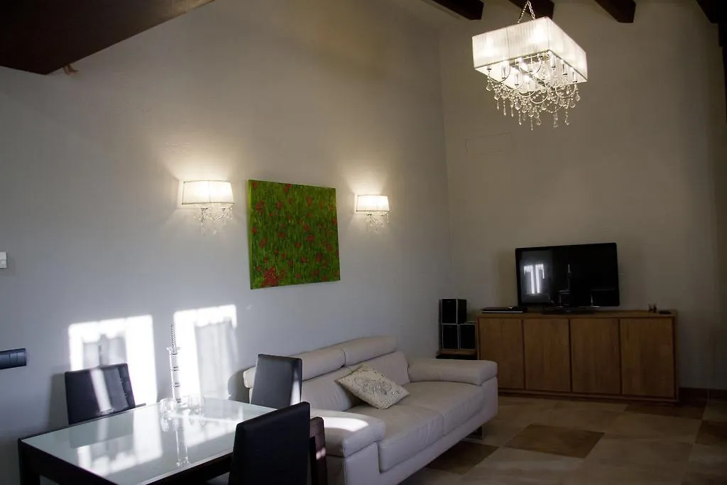 Mas Blanc Villa Ullastret